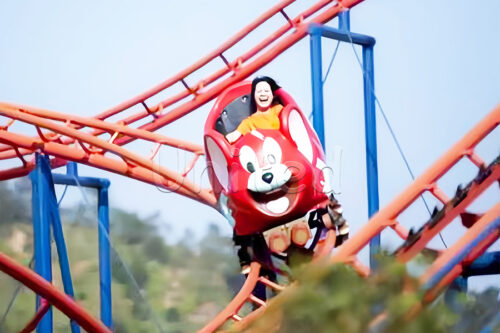 Coasters rolair teaghlaich Crazy Mouse airson an reic
